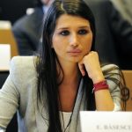 EBA cara pitzipoancele la Bruxelles pe banii europarlamentarilor PDL eba