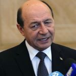 Basescu doarme la Chisinau in patul lui Vintu besescu